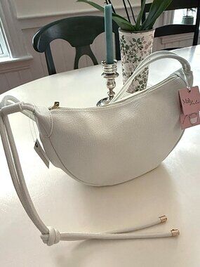 Aria Convertible Sling Bag from Mali and Lili